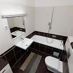 Apartment Luxury Sara *
